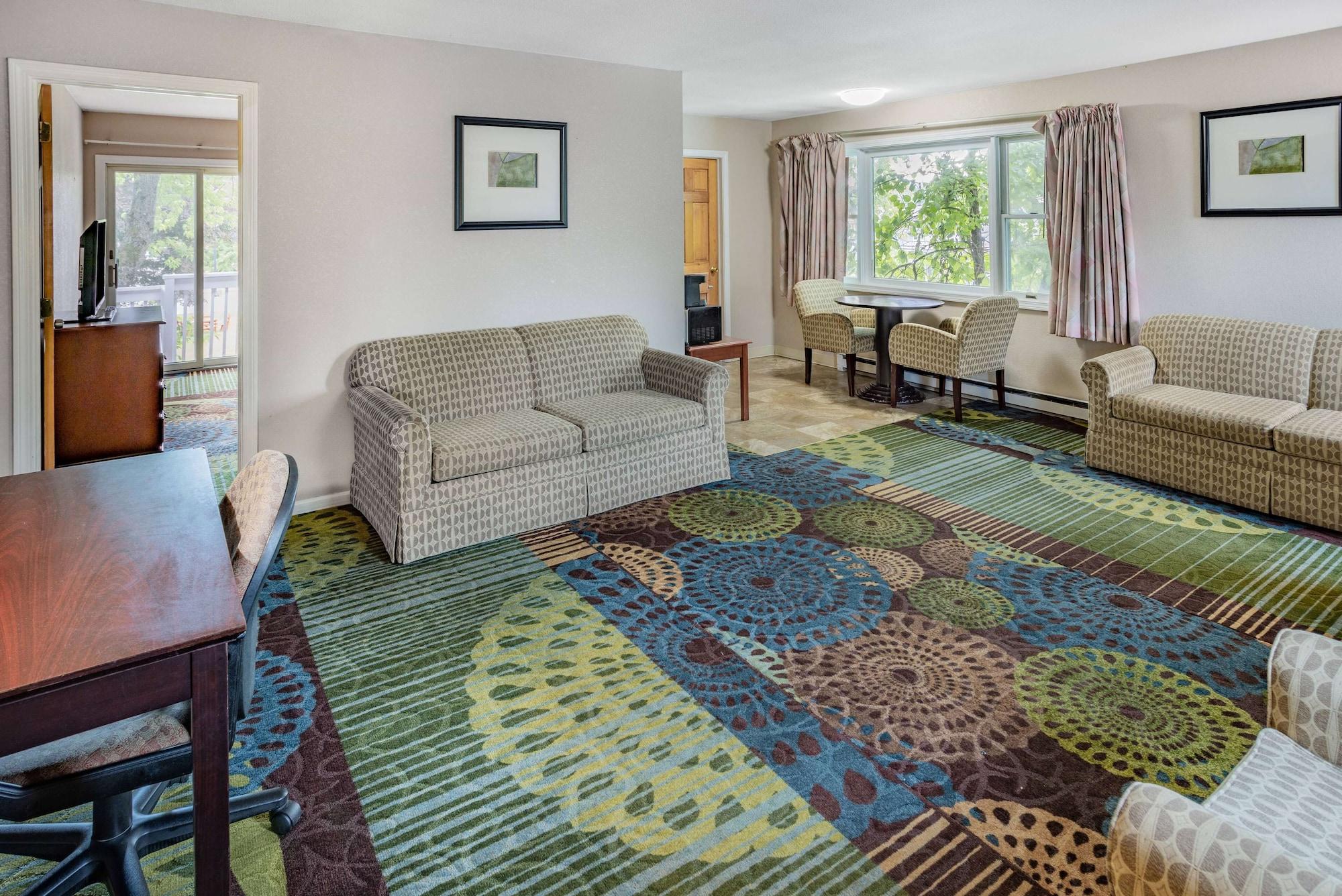 Travelodge By Wyndham Great Barrington Berkshires Exterior foto